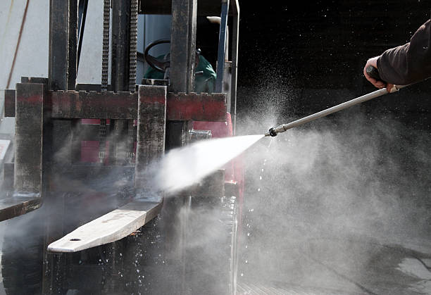 Best Factory Floor Cleaning  in Lannon, WI